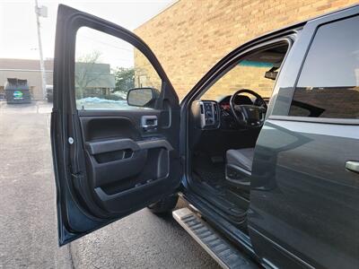2017 Chevrolet Silverado 1500 LT 4X4 -- Extended Double Cab - Cab - 1 Owner -  Backup Camera - Bluetooth - NO  Accident - Clean Title - All Serviced - Photo 18 - Wood Dale, IL 60191