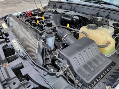 2016 Ford F-550 Super Duty Chassis XLT -- 16' BOX TRUCK -- 6.8L V10 GAS MOTOR - Automatic - Power Window - Power Lock - Bluetooth - Backup Camera - All Serviced - NO Accident - Clean Title - Photo 35 - Wood Dale, IL 60191