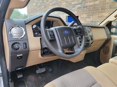 2016 Ford F-550 Super Duty Chassis XLT -- 16' BOX TRUCK -- 6.8L V10 GAS MOTOR - Automatic - Power Window - Power Lock - Bluetooth - Backup Camera - All Serviced - NO Accident - Clean Title - Photo 12 - Wood Dale, IL 60191