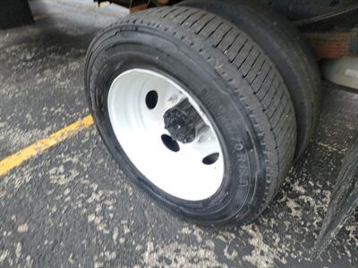 2016 Ford F-550 Super Duty Chassis XLT -- 16' BOX TRUCK -- 6.8L V10 GAS MOTOR - Automatic - Power Window - Power Lock - Bluetooth - Backup Camera - All Serviced - NO Accident - Clean Title - Photo 38 - Wood Dale, IL 60191