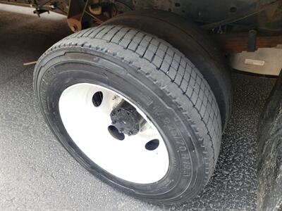 2016 Ford F-550 Super Duty Chassis XLT -- 16' BOX TRUCK -- 6.8L V10 GAS MOTOR - Automatic - Power Window - Power Lock - Bluetooth - Backup Camera - All Serviced - NO Accident - Clean Title - Photo 36 - Wood Dale, IL 60191