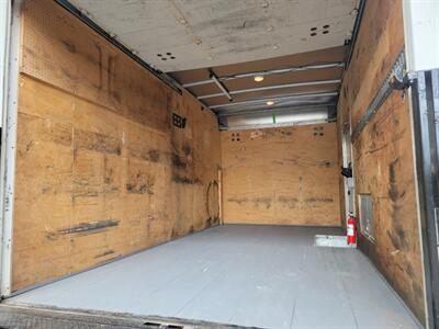 2016 Ford F-550 Super Duty Chassis XLT -- 16' BOX TRUCK -- 6.8L V10 GAS MOTOR - Automatic - Power Window - Power Lock - Bluetooth - Backup Camera - All Serviced - NO Accident - Clean Title - Photo 19 - Wood Dale, IL 60191