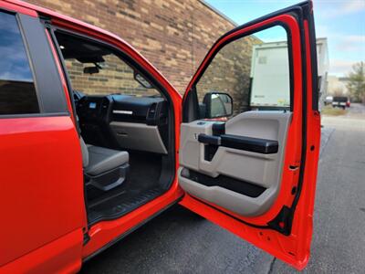 2020 Ford F-150 XL 4x4 Super Cab -- EcoBoost 2.7L Twin Turbo V6  - Backup Camera - Bluetooth - All Serviced - NO Accident - Clean Title - Photo 15 - Wood Dale, IL 60191