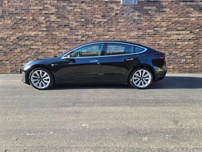 2018 Tesla Model 3 Long Range  - Full Self Driving Capability -  Auto Pilot - 290 Miles on Full Charge - 1 Owner - Save $$$ on Gas - Charge & Drive - NO Accident - Clean Auto check Report & Title - FACTORY WARRANTY - Photo 6 - Wood Dale, IL 60191