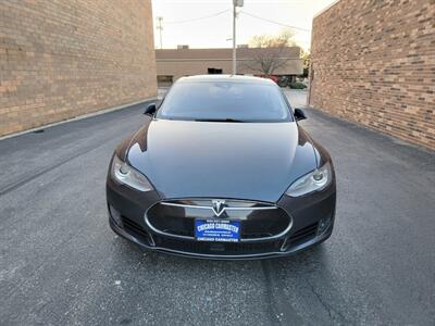 2015 Tesla Model S 70D AWD - 250 Miles with a Full Charge -  Ultra High Fidelity Sound - Autopilot - Sunroof - Subzero Weather Package - Premium Upgrades Package - Standard Suspension - Power and Lighting Package - Photo 5 - Wood Dale, IL 60191