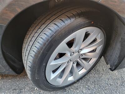 2018 Tesla Model S 75D AWD - 260 Miles on Full Charge - Autopilot - Glass Roof - Smart Air Suspension - Charge & Drive - Clean Title - Warranty - Photo 35 - Wood Dale, IL 60191