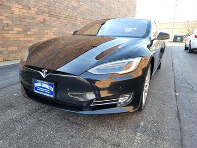 2018 Tesla Model S 75D AWD - 260 Miles on Full Charge - Autopilot - Glass Roof - Smart Air Suspension - Charge & Drive - Clean Title - Warranty - Photo 38 - Wood Dale, IL 60191