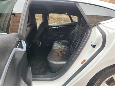 2016 Tesla Model S 75 -- 7 Passenger/Jump Seat -  250 Miles on Full  Charge - Autopilot - Premium Upgrades Package - Sunroof - Smart Air Suspension - Power and Lighting Package - NO Accident - Clean Title - Photo 26 - Wood Dale, IL 60191