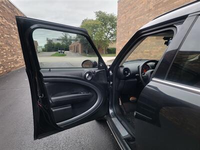 2016 MINI Countryman Cooper S ALL4 -- Only 42K Miles -- AUTOMATIC-  Backup Camera - Sunroof - NO Accident - Clean Title - Photo 16 - Wood Dale, IL 60191