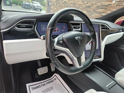 2016 Tesla Model X P90D AWD  Signature - 215 Miles on Full Charge  - 1 Owner - Save $$$ on Gas - Charge & Drive - Auto Pilot - Clean Title - Photo 38 - Wood Dale, IL 60191