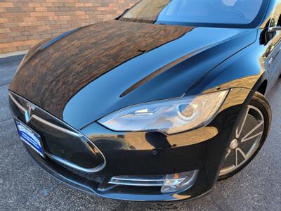 2015 Tesla Model S 85 - 1 Owner - Only 72K Mileage - Save $$$ on Gas  Charge & Drive - NO Accident - Clean Auto check Report & Title - $4,000 Tax Credit already taken off the List Price - Photo 38 - Wood Dale, IL 60191