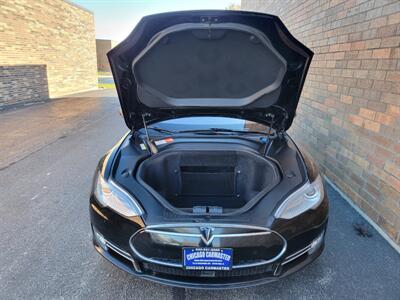 2015 Tesla Model S 85 - 1 Owner - Only 72K Mileage - Save $$$ on Gas  Charge & Drive - NO Accident - Clean Auto check Report & Title - $4,000 Tax Credit already taken off the List Price - Photo 29 - Wood Dale, IL 60191