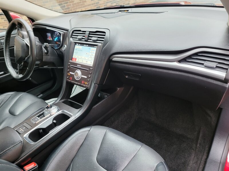 2018 Ford Fusion Hybrid Titanium - Leather Heated Seat photo
