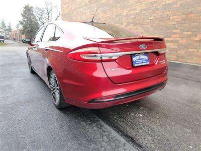 2018 Ford Fusion Hybrid Titanium - Leather Heated Seat - Backup Camera  - Bluetooth - NO Accident - Clean Title - All Serviced.... - Photo 4 - Wood Dale, IL 60191