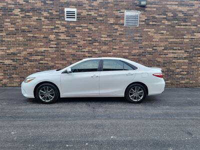 2017 Toyota Camry SE -- Sunroof - Backup Camera - Bluetooth -  NO Accident - Clean Title - All Serviced - Photo 5 - Wood Dale, IL 60191