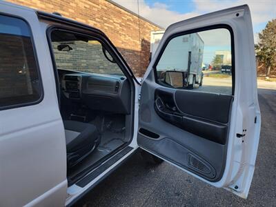 2010 Ford Ranger XLT -- Only 25K  Miles -- Super Cab - Automatic -  All Serviced - NO Accident - Clean Title - Photo 14 - Wood Dale, IL 60191