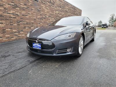 2015 Tesla Model S 85D AWD  -- 1 OWNER -- Save $$$ on Gas -  Charge & Drive - 249 Miles Range - Auto Pilot - NO Accident - Clean Title - $4,000 Tax Credit already taken off the List Price - Photo 41 - Wood Dale, IL 60191