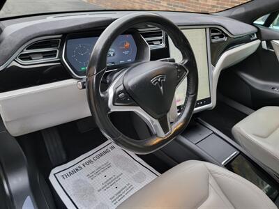 2015 Tesla Model S 85D AWD  -- 1 OWNER -- Save $$$ on Gas -  Charge & Drive - 249 Miles Range - Auto Pilot - NO Accident - Clean Title - $4,000 Tax Credit already taken off the List Price - Photo 24 - Wood Dale, IL 60191