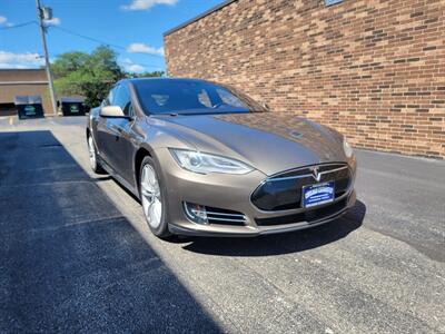 2015 Tesla Model S 70D AWD  --- Save $$$ on Gas -- Only 68K Miles -  Charge & Drive - Panorama Roof - Auto Pilot - NO Accident - Clean Auto check Report & Title - Photo 40 - Wood Dale, IL 60191