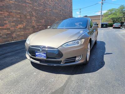 2015 Tesla Model S 70D AWD  --- Save $$$ on Gas -- Only 68K Miles -  Charge & Drive - Panorama Roof - Auto Pilot - NO Accident - Clean Auto check Report & Title - Photo 41 - Wood Dale, IL 60191