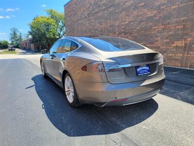 2015 Tesla Model S 70D AWD  --- Save $$$ on Gas -- Only 68K Miles -  Charge & Drive - Panorama Roof - Auto Pilot - NO Accident - Clean Auto check Report & Title - Photo 3 - Wood Dale, IL 60191