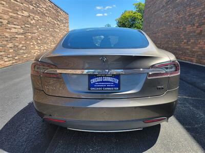 2015 Tesla Model S 70D AWD  --- Save $$$ on Gas -- Only 68K Miles -  Charge & Drive - Panorama Roof - Auto Pilot - NO Accident - Clean Auto check Report & Title - Photo 43 - Wood Dale, IL 60191