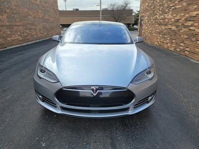2015 Tesla Model S 85D  AWD -- Save $$$ on Gas - Charge & Drive -  300 Miles Range - Auto Pilot - Clean Title - $4,000 Tax Credit already taken off the List Price..... - Photo 5 - Wood Dale, IL 60191