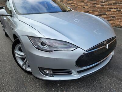 2015 Tesla Model S 85D  AWD -- Save $$$ on Gas - Charge & Drive -  300 Miles Range - Auto Pilot - Clean Title - $4,000 Tax Credit already taken off the List Price..... - Photo 40 - Wood Dale, IL 60191
