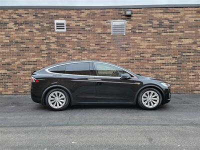 2016 Tesla Model X 90D AWD -- 1 Owner -- Save $$$ on Gas -  FREE SUPER CHARGE - Charge & Drive - Auto Pilot - NO Accident - Clean Title - All Serviced - WARRANTY - Photo 9 - Wood Dale, IL 60191