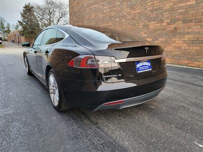 2016 Tesla Model S 70D AWD -- 1 OWNER -- Save $$$ on Gas -  Charge & Drive - Panorama Roof - Auto Pilot - NO Accident - Clean Title - Photo 4 - Wood Dale, IL 60191