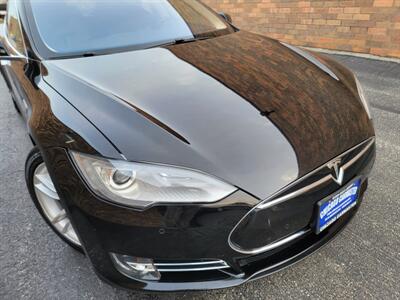 2016 Tesla Model S 70D AWD -- 1 OWNER -- Save $$$ on Gas -  Charge & Drive - Panorama Roof - Auto Pilot - NO Accident - Clean Title - $4,000 Tax Credit already taken off the List Price - Photo 36 - Wood Dale, IL 60191
