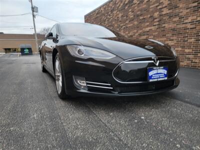 2015 Tesla Model S 90D AWD -- 1 OWNER -- Save $$$ on Gas -  Charge & Drive - Panorama Roof - Auto Pilot - NO Accident - Clean Title - $4,000 Tax Credit already taken off the List Price - Photo 44 - Wood Dale, IL 60191