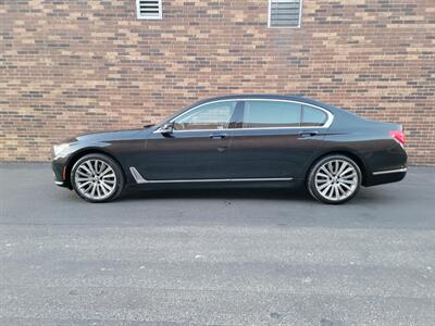 2017 BMW 750Li xDrive - 4.4L Twin Turbo V8 445hp - Navigation - Backup Camera - Fully Loaded - All Serviced - Canada Edition - Clean Title - Photo 5 - Wood Dale, IL 60191