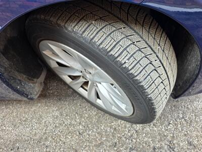 2016 Tesla Model S 75 -- Only 42K Miles -- 270 Miles on Full Charge -  Autopilot - Premium Upgrades Package - Sunroof - Power and Lighting Package - Standard Suspension - Clean Title - Photo 34 - Wood Dale, IL 60191