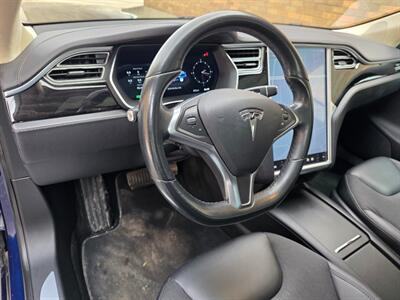 2016 Tesla Model S 75 -- Only 42K Miles -- 270 Miles on Full Charge -  Autopilot - Premium Upgrades Package - Sunroof - Power and Lighting Package - Standard Suspension - Clean Title - Photo 20 - Wood Dale, IL 60191