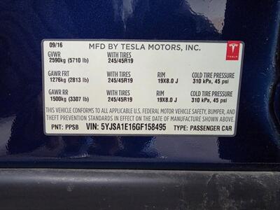 2016 Tesla Model S 75 -- Only 42K Miles -- 270 Miles on Full Charge -  Autopilot - Premium Upgrades Package - Sunroof - Power and Lighting Package - Standard Suspension - Clean Title - Photo 30 - Wood Dale, IL 60191