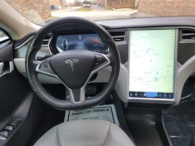 2014 Tesla Model S 60 -- Only 68K Miles - 1 OWNER -- Save $$$ on Gas  - Charge & Drive - Panorama Roof - Auto Pilot - NO Accident - Clean Title - $4,000 Tax Credit already taken off the List Price - Photo 10 - Wood Dale, IL 60191