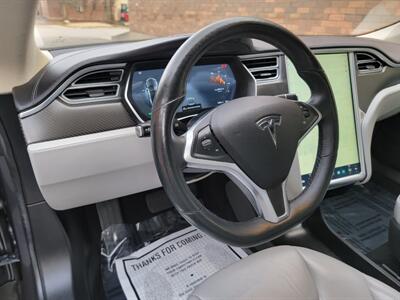2014 Tesla Model S 60 -- Only 68K Miles - 1 OWNER -- Save $$$ on Gas  - Charge & Drive - Panorama Roof - Auto Pilot - NO Accident - Clean Title - $4,000 Tax Credit already taken off the List Price - Photo 25 - Wood Dale, IL 60191