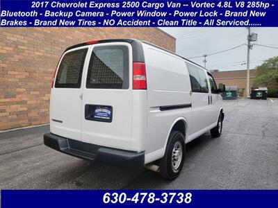 2017 Chevrolet Express 2500 Cargo Van -- Vortec 4.8L V8 285hp -  Bluetooth - Backup Camera - NO Accident - Clean Title - All Serviced - Photo 2 - Wood Dale, IL 60191