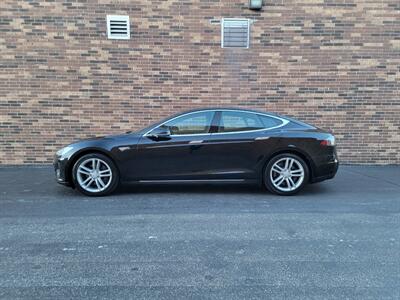 2014 Tesla Model S 85 -- Navigation - Bluetooth - Backup Camera -  Sunroof - Save $$$ on Gas - Charge & Drive - Clean Title - $4,000 Tax Credit from IRS - Photo 4 - Wood Dale, IL 60191