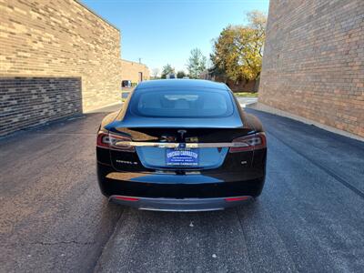 2014 Tesla Model S 85 -- Navigation - Bluetooth - Backup Camera -  Sunroof - Save $$$ on Gas - Charge & Drive - Clean Title - $4,000 Tax Credit from IRS - Photo 3 - Wood Dale, IL 60191