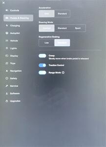 2015 Tesla Model S 85 -- 275 Miles on Full Charge -- Ultra High Fidelity Sound - Autopilot - Tech Package with Autopilot - All Serviced - Clean Title - Photo 12 - Wood Dale, IL 60191