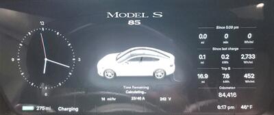 2015 Tesla Model S 85 -- 275 Miles on Full Charge -- Ultra High Fidelity Sound - Autopilot - Tech Package with Autopilot - All Serviced - Clean Title - Photo 8 - Wood Dale, IL 60191