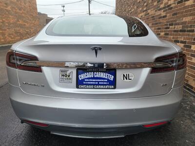 2015 Tesla Model S 85 -- 275 Miles on Full Charge -- Ultra High Fidelity Sound - Autopilot - Tech Package with Autopilot - All Serviced - Clean Title - Photo 36 - Wood Dale, IL 60191