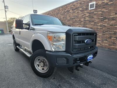 2013 Ford F-250 Super Duty  4X4 XL --- 6.2L Flex Fuel V8 385hp --  Snow Plow Ready - 8ft Long Bed - Backup Camera - Fiberglass Utility Topper - All Serviced - Clean Title - Photo 3 - Wood Dale, IL 60191