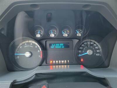 2013 Ford F-250 Super Duty  4X4 XL --- 6.2L Flex Fuel V8 385hp --  Snow Plow Ready - 8ft Long Bed - Backup Camera - Fiberglass Utility Topper - All Serviced - Clean Title - Photo 9 - Wood Dale, IL 60191