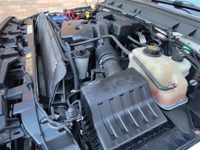 2013 Ford F-250 Super Duty  4X4 XL --- 6.2L Flex Fuel V8 385hp --  Snow Plow Ready - 8ft Long Bed - Backup Camera - Fiberglass Utility Topper - All Serviced - Clean Title - Photo 27 - Wood Dale, IL 60191