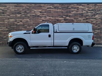 2013 Ford F-250 Super Duty  4X4 XL --- 6.2L Flex Fuel V8 385hp --  Snow Plow Ready - 8ft Long Bed - Backup Camera - Fiberglass Utility Topper - All Serviced - Clean Title - Photo 5 - Wood Dale, IL 60191