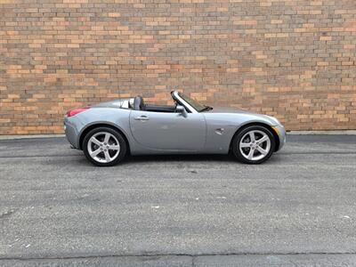 2006 Pontiac Solstice Convertible - Only 57K Miles -  NO Accident - Clean Title - All Serviced - Photo 5 - Wood Dale, IL 60191