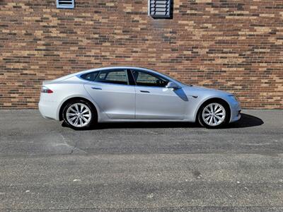 2016 Tesla Model S 90D AWD -- 243 Miles on Full Charge --  Save $$$ on Gas - Charge & Drive - Panorama Roof - Auto Pilot - NO Accident - Clean Title - WARRANTY - Photo 5 - Wood Dale, IL 60191